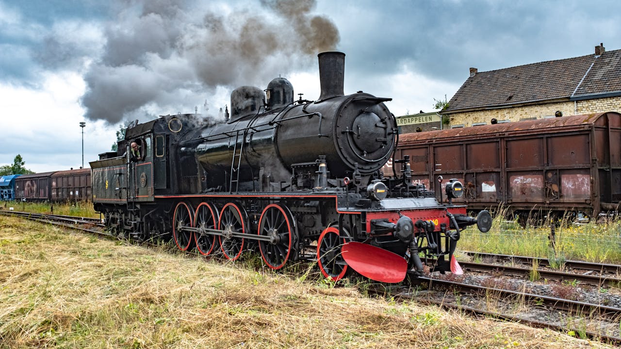 Nostalgie op het Spoor: Oude Trein Terug in Dienst!